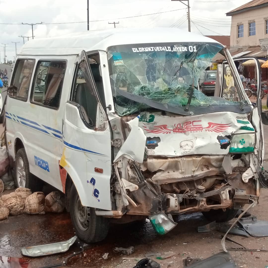 JUST IN: Palm oil laden bus in ghastly accident at Takie over brake failure, five injured 